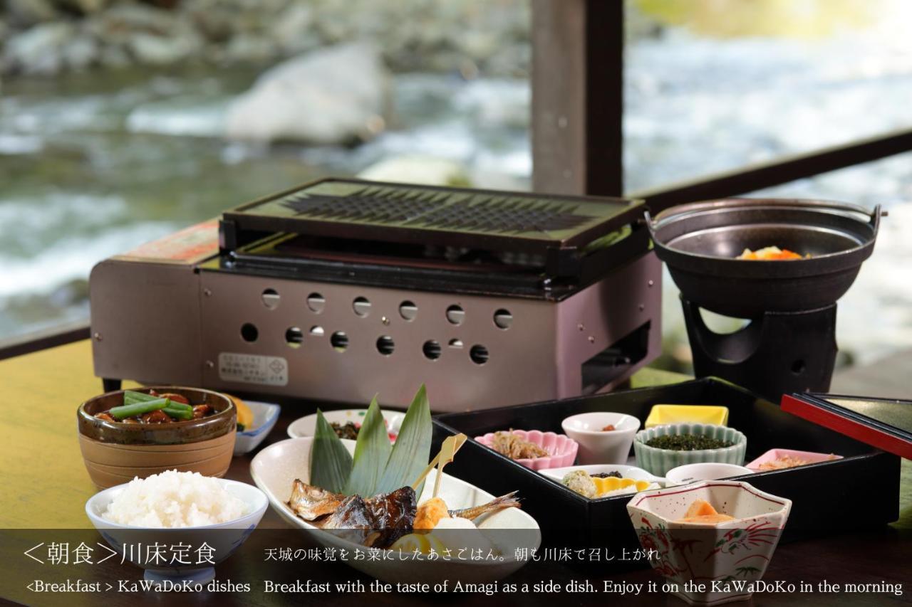Tatsuta Ryokan Izu  Exteriör bild